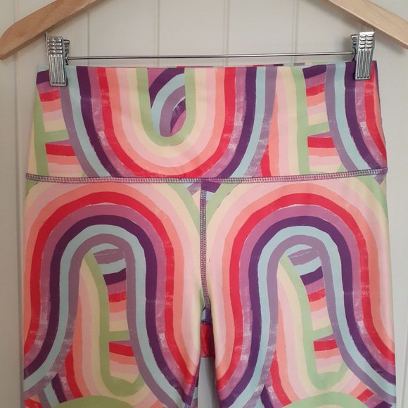 Wildfox Abstract Rainbow Soleil High Waisted Cropped Leggings Size XL - Picture 4 of 12